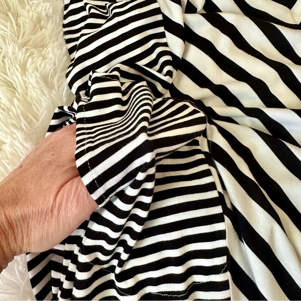 Soma Black White Striped Maxi Dress Built In Bra Racerback Side Slit XL NWT - Picture 7 of 10